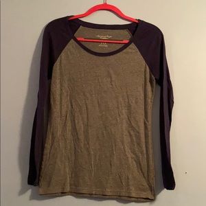 American Eagle Long Sleeve